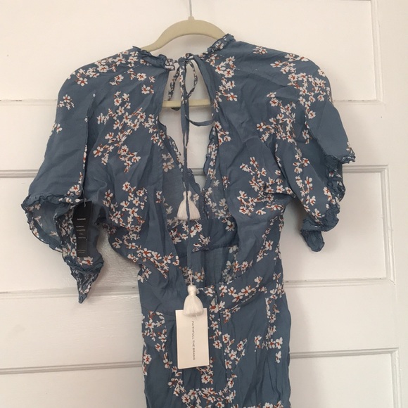 NWT Faithfull the Brand Blue Floral V Neck Ruffle Jumpsuit - Picture 8 of 13